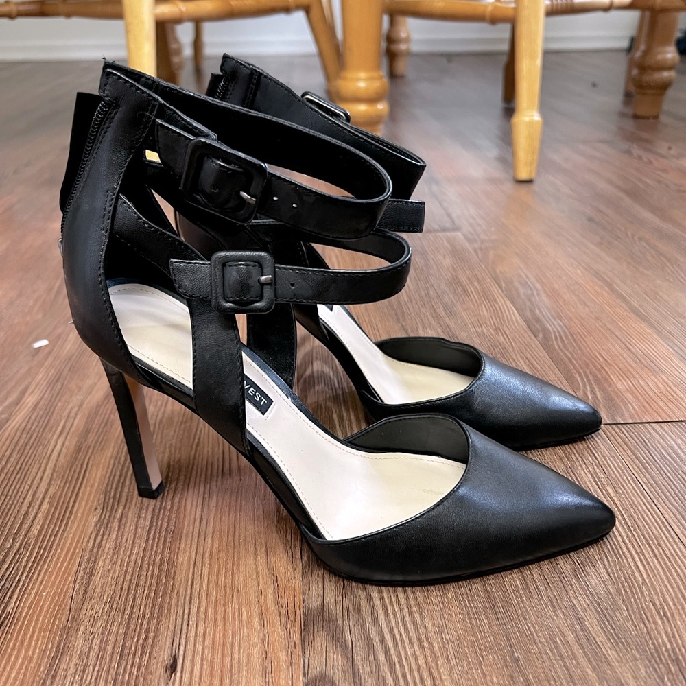 Women’s heels, size 9, Nine West, black